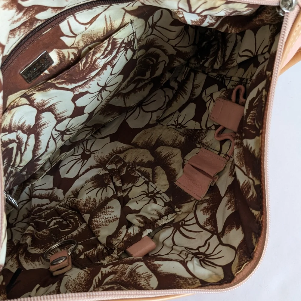 Maxx NY Pink Leather Hobo Bag - Picture 8 of 11